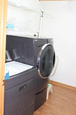 $324,900 | 13537 Latrobe Avenue, Unit 7, Crestwood, IL 60418