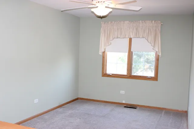 $324,900 | 13537 Latrobe Avenue, Unit 7, Crestwood, IL 60418