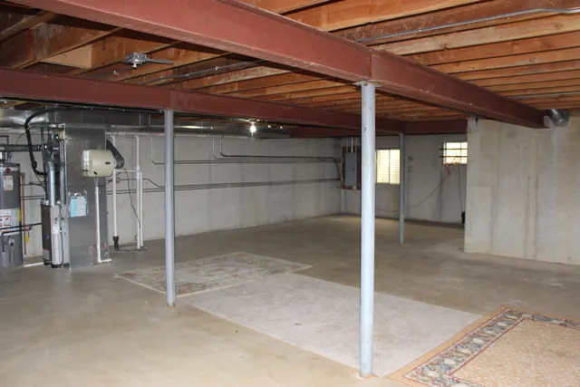 $324,900 | 13537 Latrobe Avenue, Unit 7, Crestwood, IL 60418