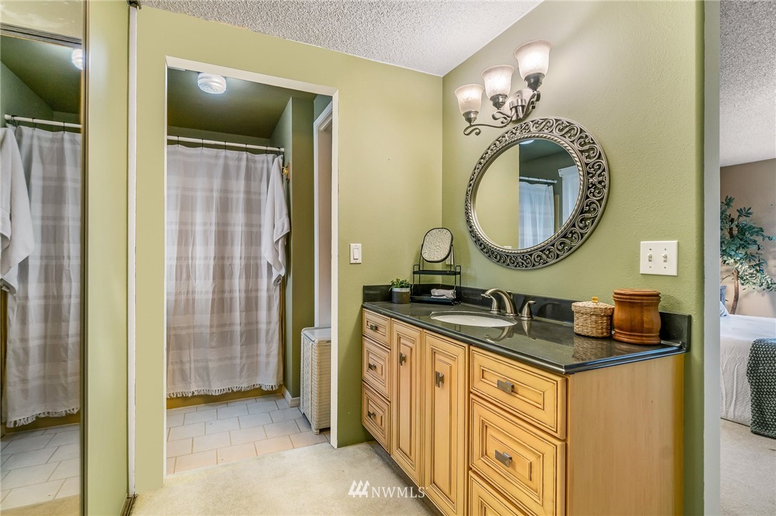 1095 Arrowhead Road Camano Island, WA 98282 - Photo 22 of 37 Gallery Image 22