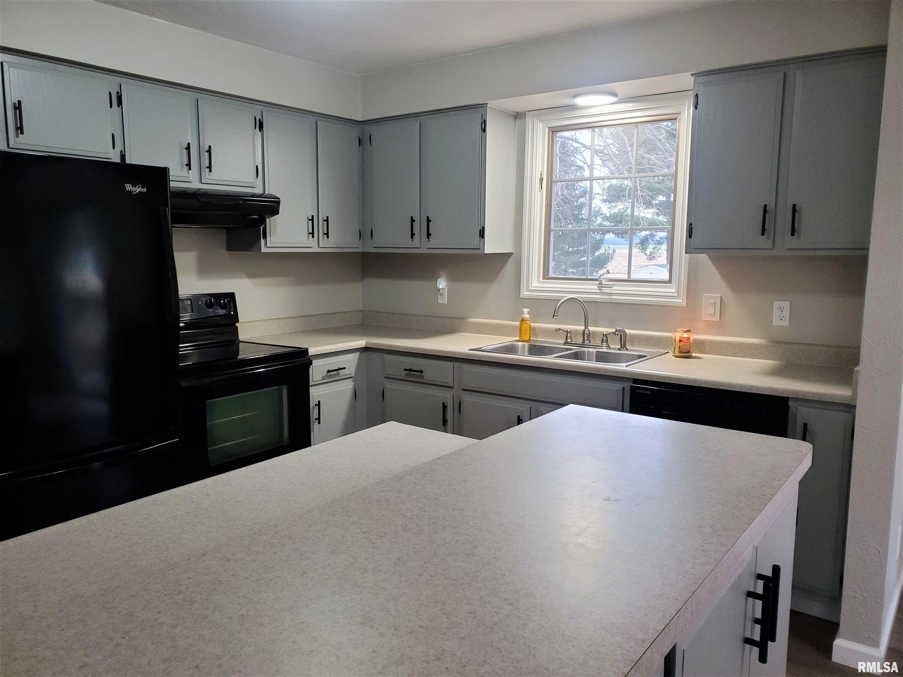 13355 Walnut Street Manito, IL 61546 - Photo 8 of 25 Gallery Image 8