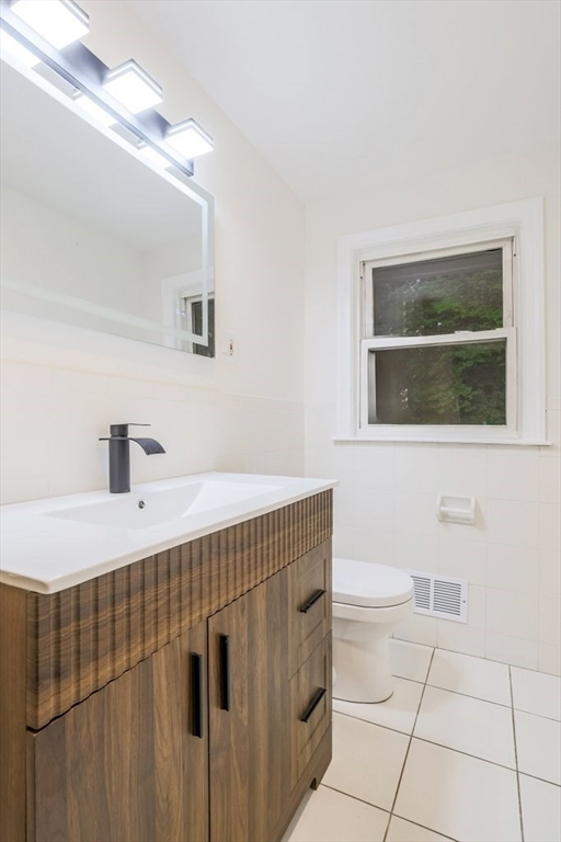 15 Bosworth Road Framingham, MA 01701 - Photo 20 of 39
