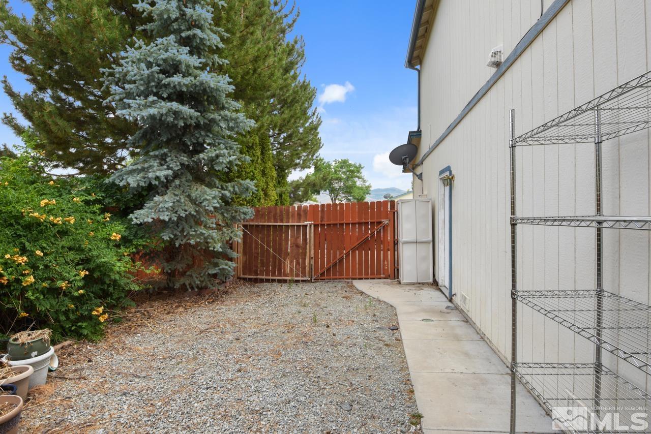 17845 Journey Court Reno, NV 89508 - Photo 4 of 24 Photo 4