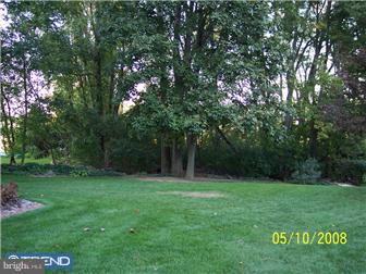 129 Sage Drive Sinking Spring, PA 19608 - Photo 3 of 12