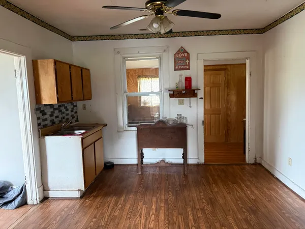 $137,000 | 702 Alleghany Avenue, Clifton Forge, VA 24422