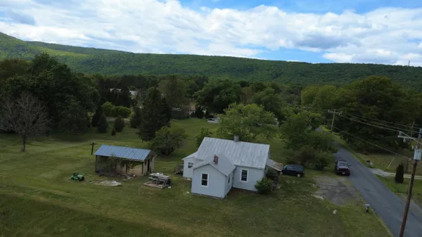 $137,000 | 702 Alleghany Avenue, Clifton Forge, VA 24422