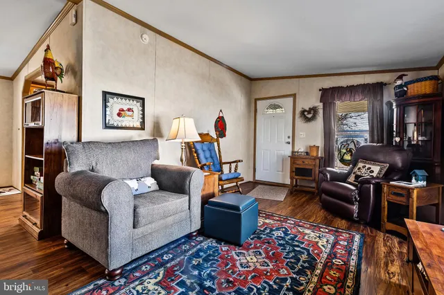 $179,900 | 113 Hickory Drive, Hatfield, PA 19440