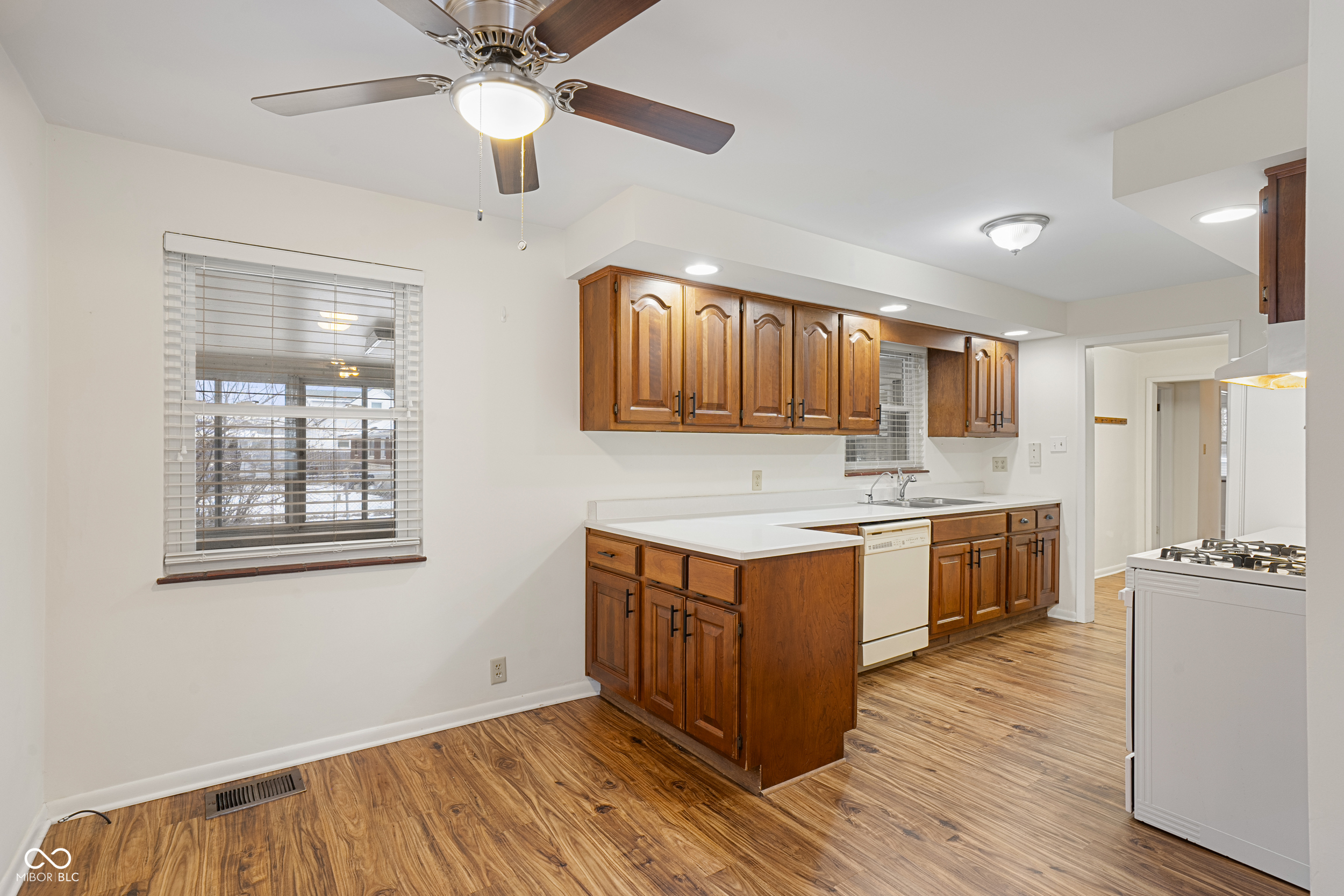 5213 Cordes Road Indianapolis, IN 46227 - Photo 13 of 34 Gallery Image 13