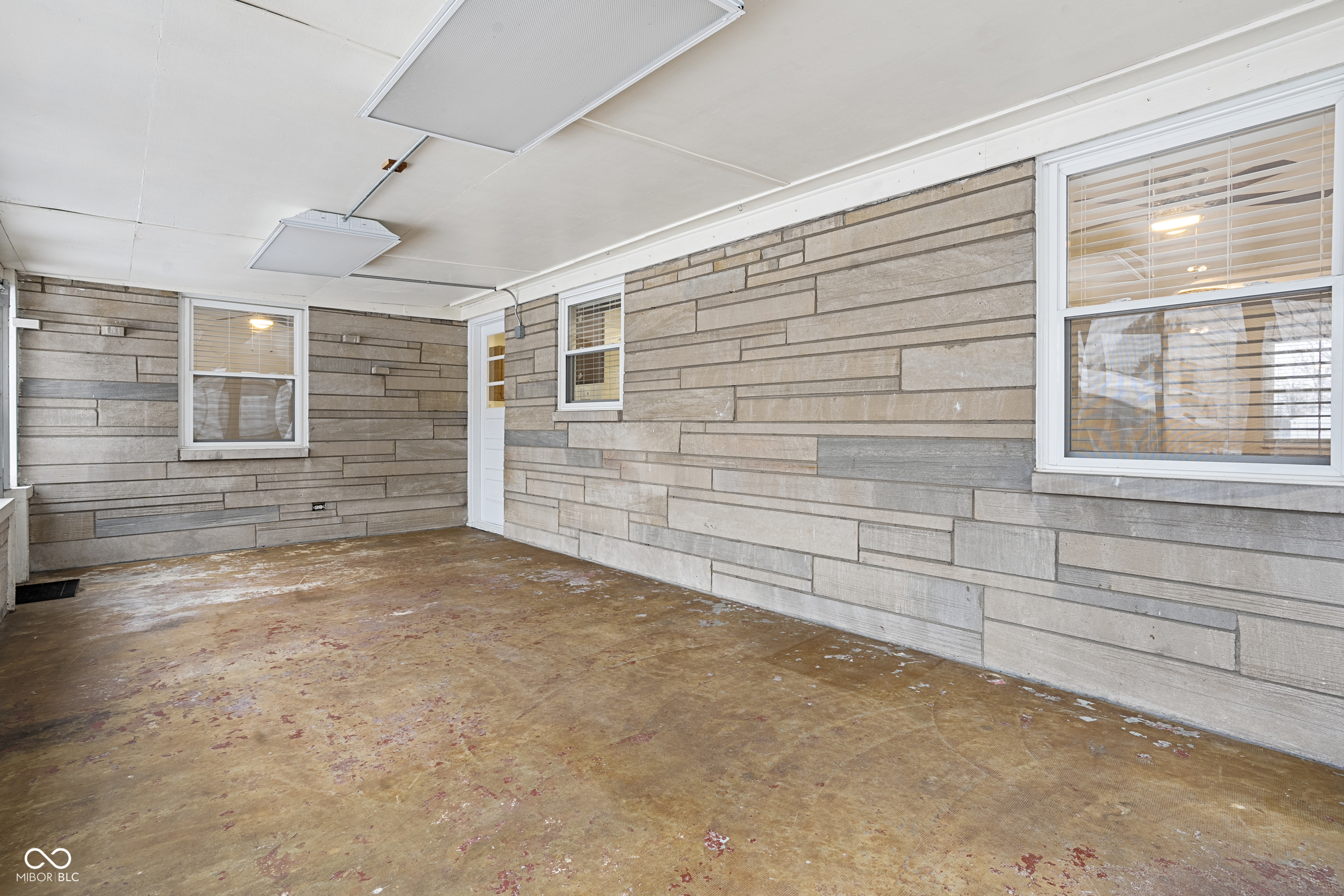 5213 Cordes Road Indianapolis, IN 46227 - Photo 19 of 34 Gallery Image 19