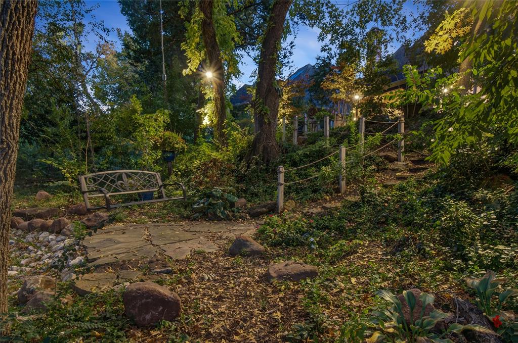 11836 Preston Brook Place Dallas, TX 75230 - Photo 37 of 40 View of yard