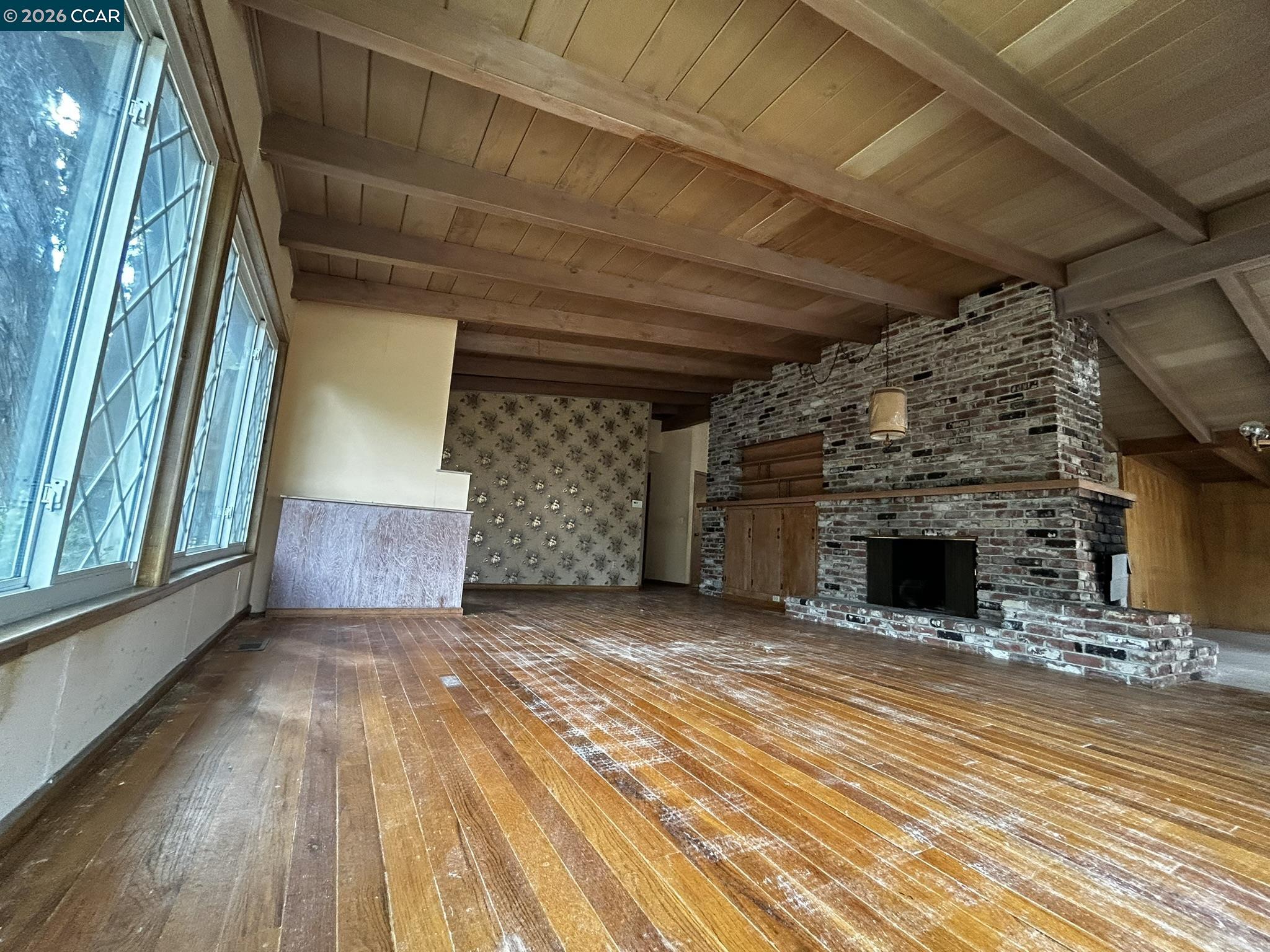 1556 Springbrook Road Walnut Creek, CA 94597 - Photo 8 of 60 Gallery Image 8