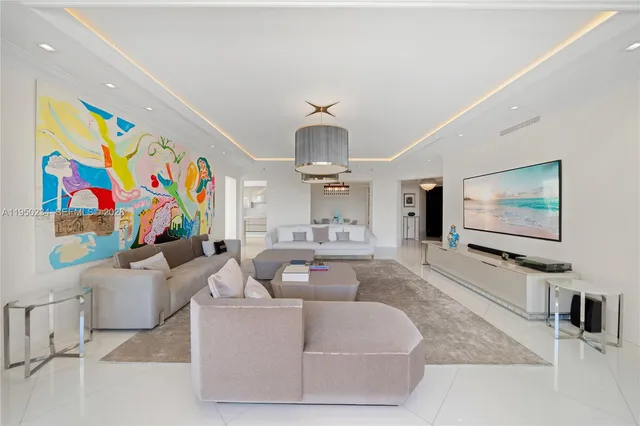 $10,900,000 | 7124 Fisher Island Drive, Unit 7124, Miami Beach, FL 33109