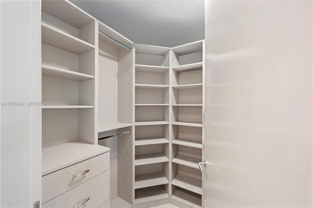 $10,900,000 | 7124 Fisher Island Drive, Unit 7124, Miami Beach, FL 33109