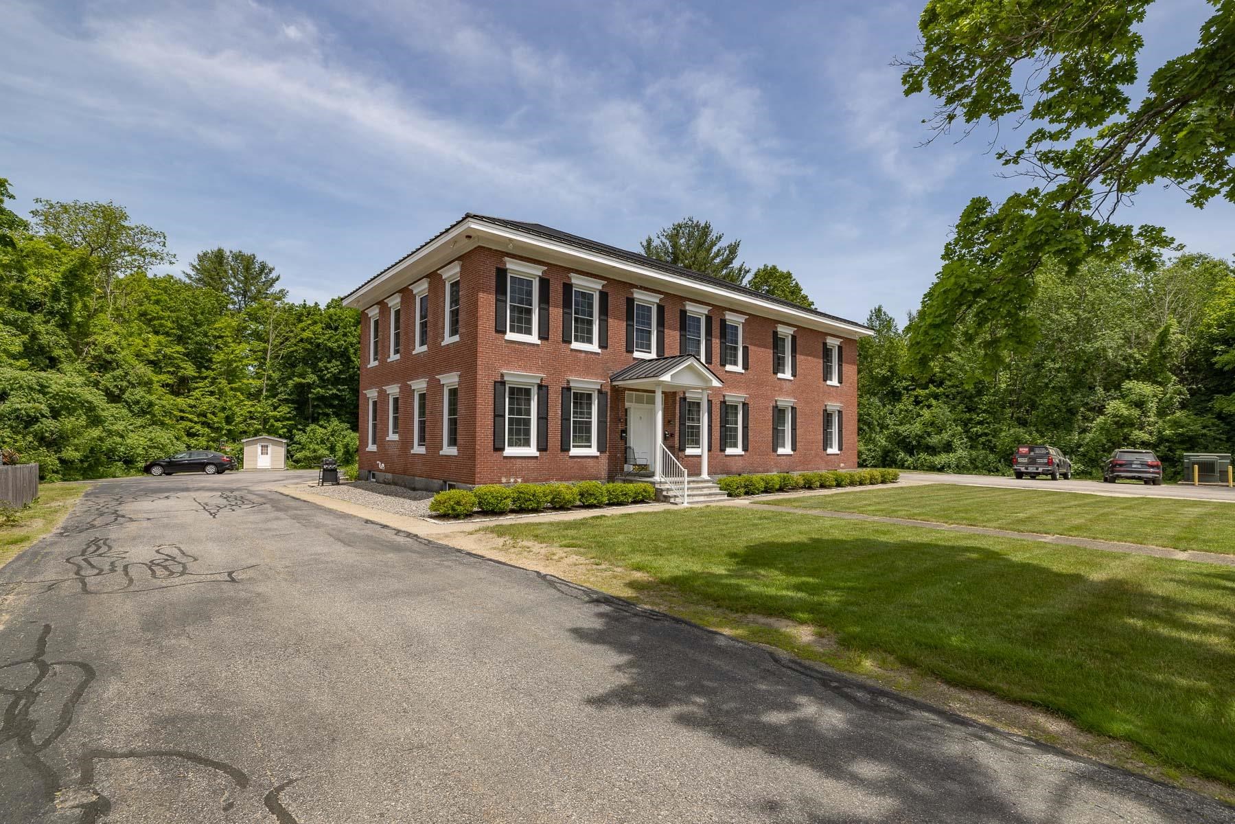 9 Forest Street, Unit 3 Exeter, NH 03833 - Photo 3 of 17