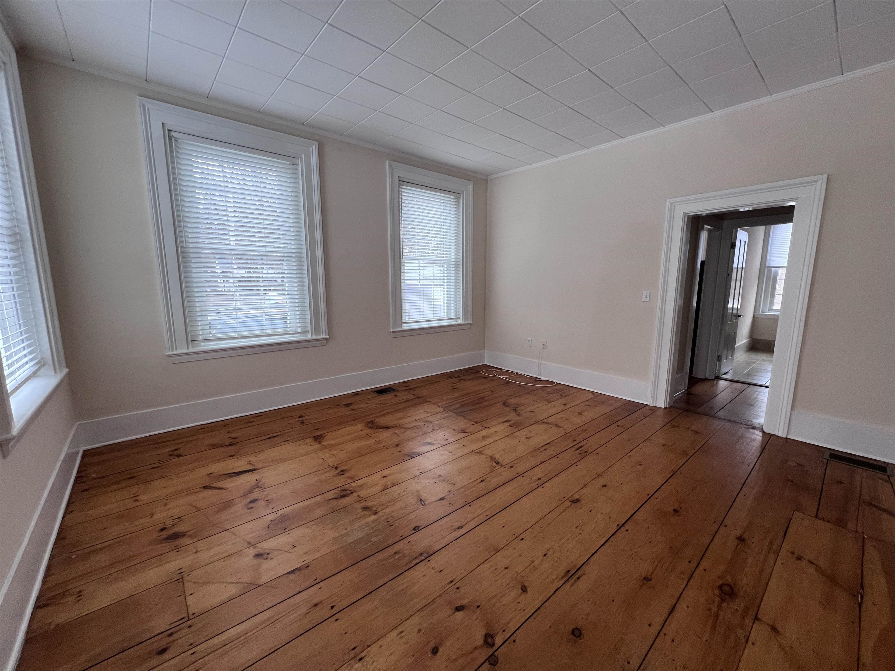 9 Forest Street, Unit 3 Exeter, NH 03833 - Photo 5 of 17