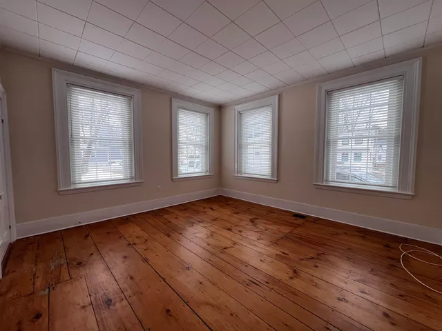 $2,300 | 9 Forest Street, Unit 3, Exeter, NH 03833