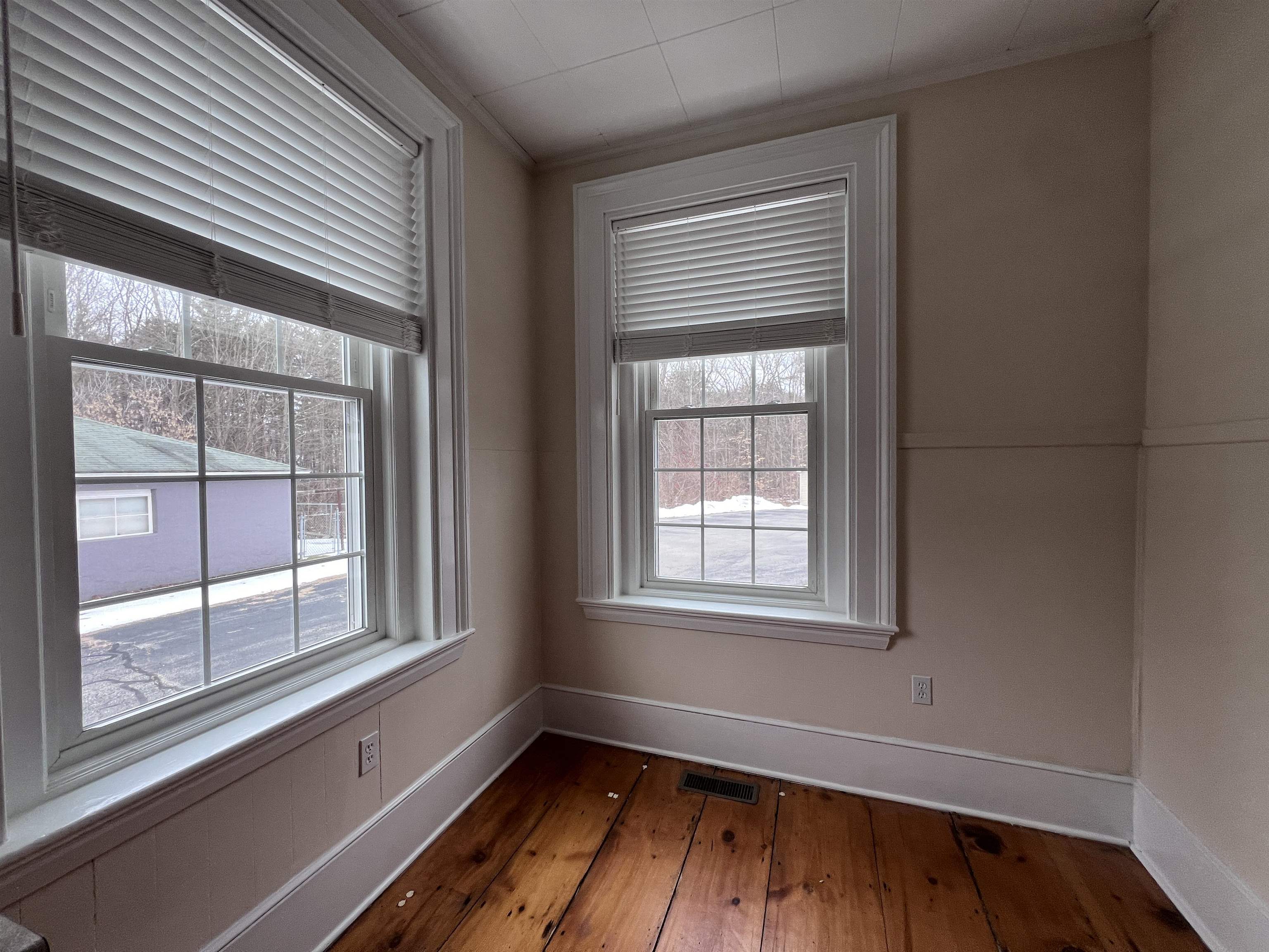 9 Forest Street, Unit 3 Exeter, NH 03833 - Photo 7 of 17