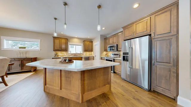 $974,900 | S8714 Mertinke Landing, Eleva, WI 54738