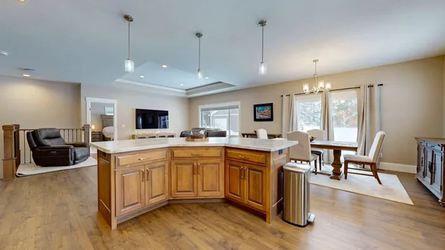 $974,900 | S8714 Mertinke Landing, Eleva, WI 54738