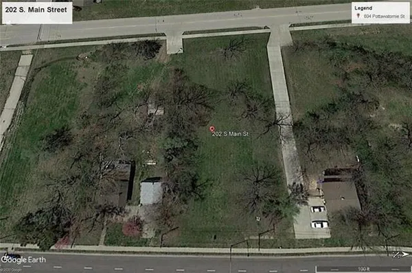 $300,000 | 202 South Main Street, Lansing, KS 66043