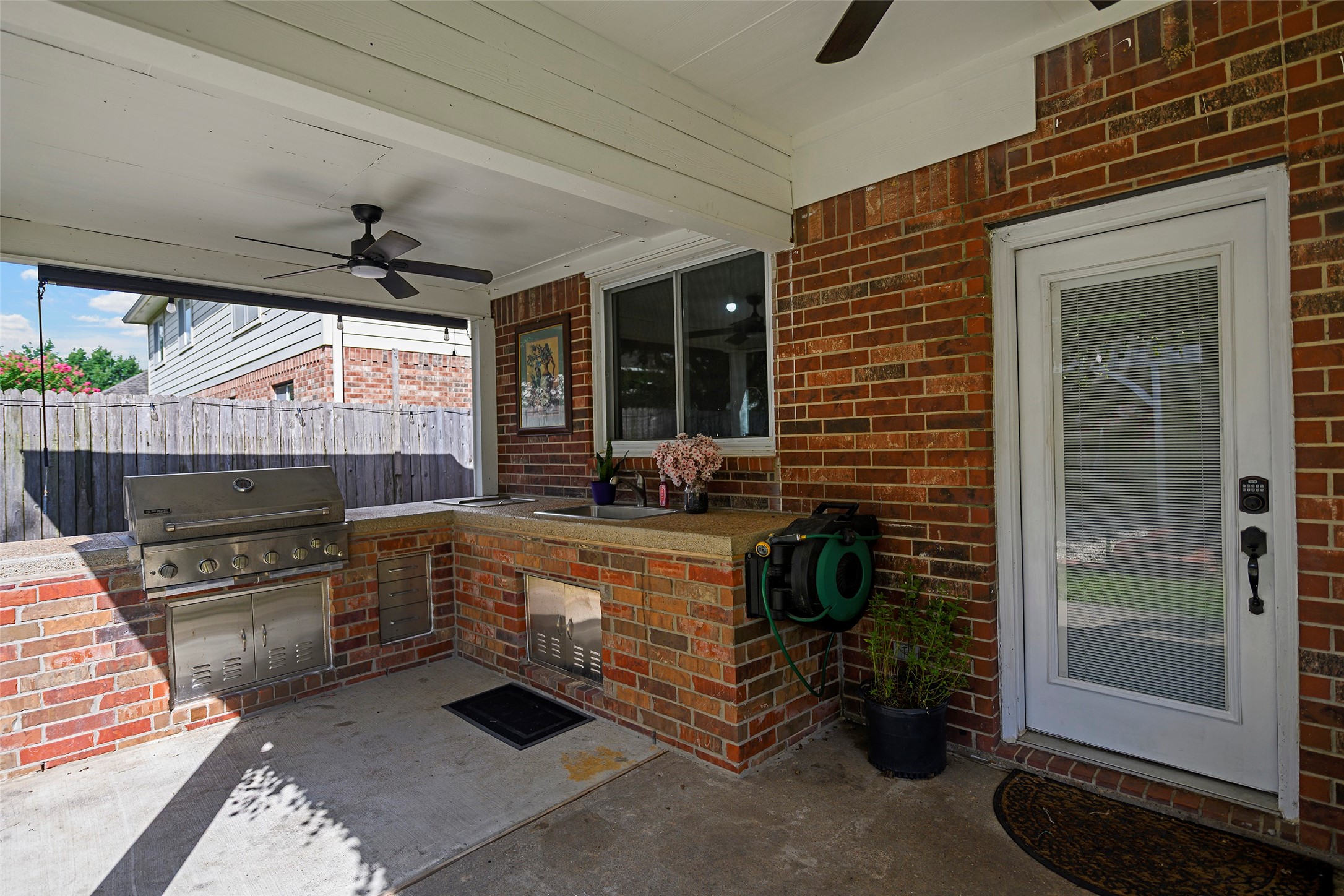 9211 Memorial Grove Drive Spring, TX 77379 - Photo 37 of 47 Outdoor kitchen