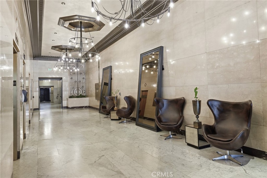 460 South Spring Street, Unit 1008 Los Angeles, CA 90013 - Photo 11 of 27