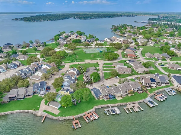 $469,000 | 2109 Gunwale Circle, Willis, TX 77318