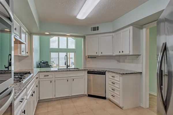 $469,000 | 2109 Gunwale Circle, Willis, TX 77318