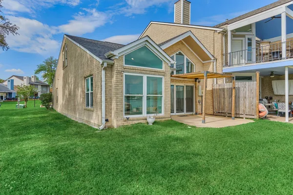 $469,000 | 2109 Gunwale Circle, Willis, TX 77318