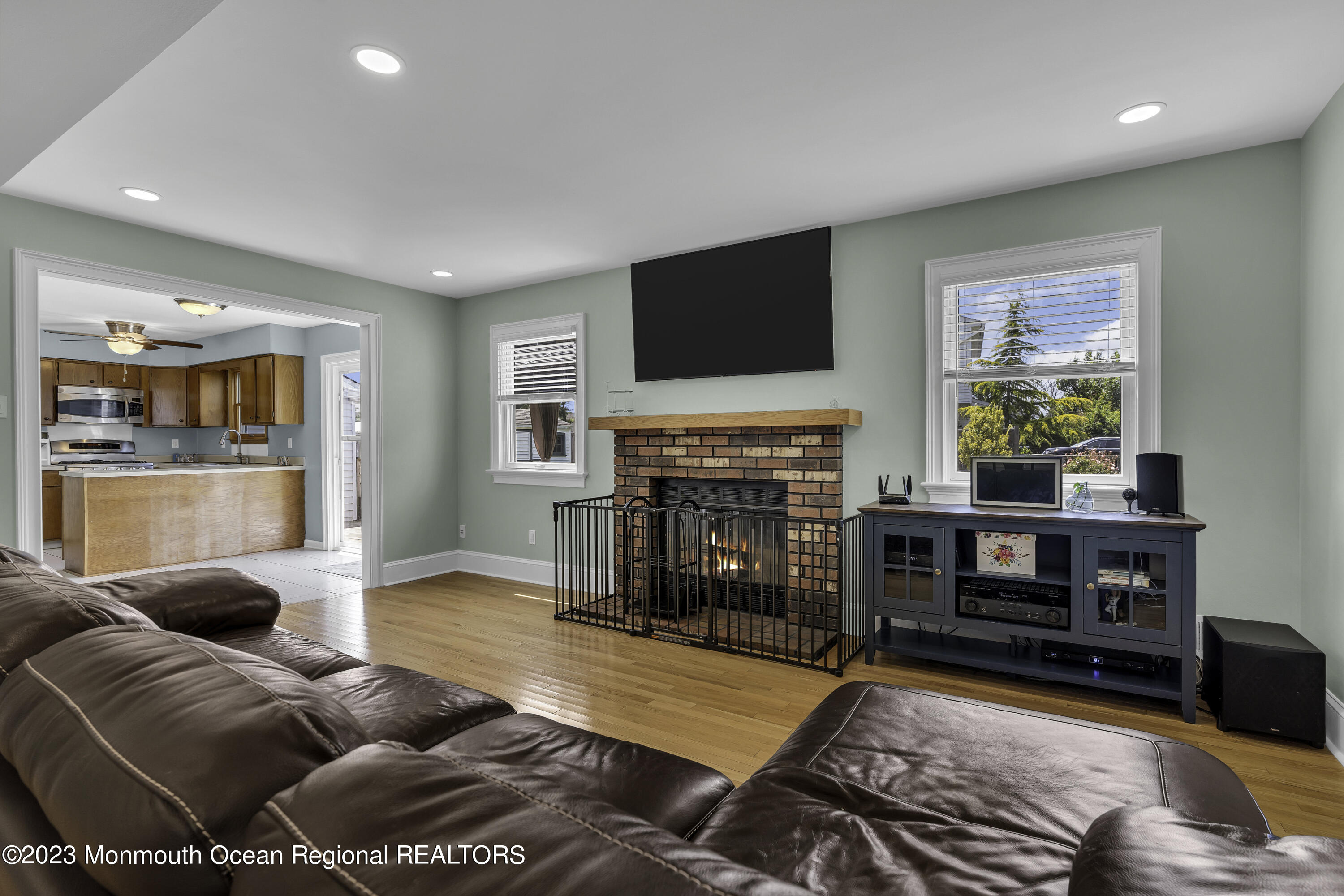 23 Appletree Road Howell, NJ 07731 - Photo 13 of 49 012_dsc03550-1