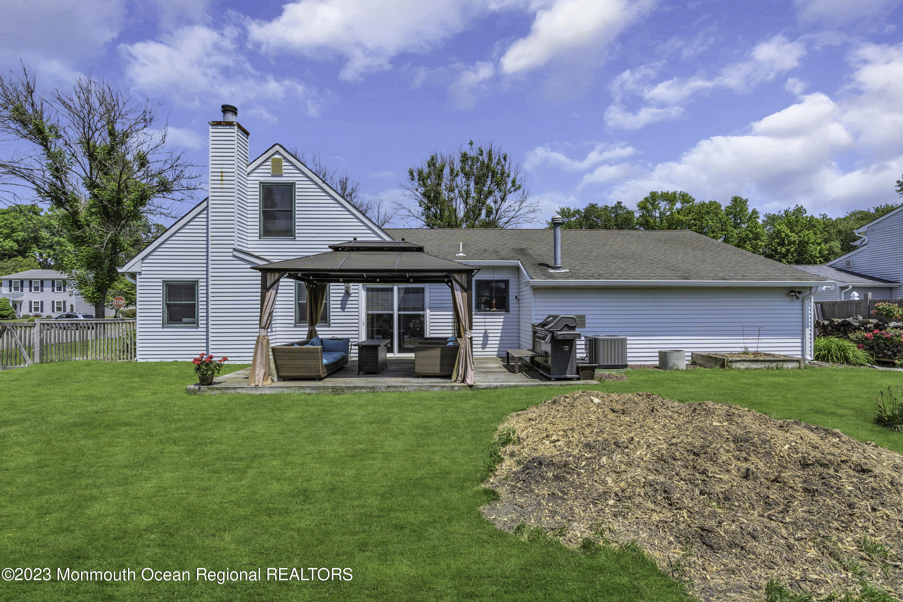 23 Appletree Road Howell, NJ 07731 - Photo 38 of 49 039_dsc03695-1