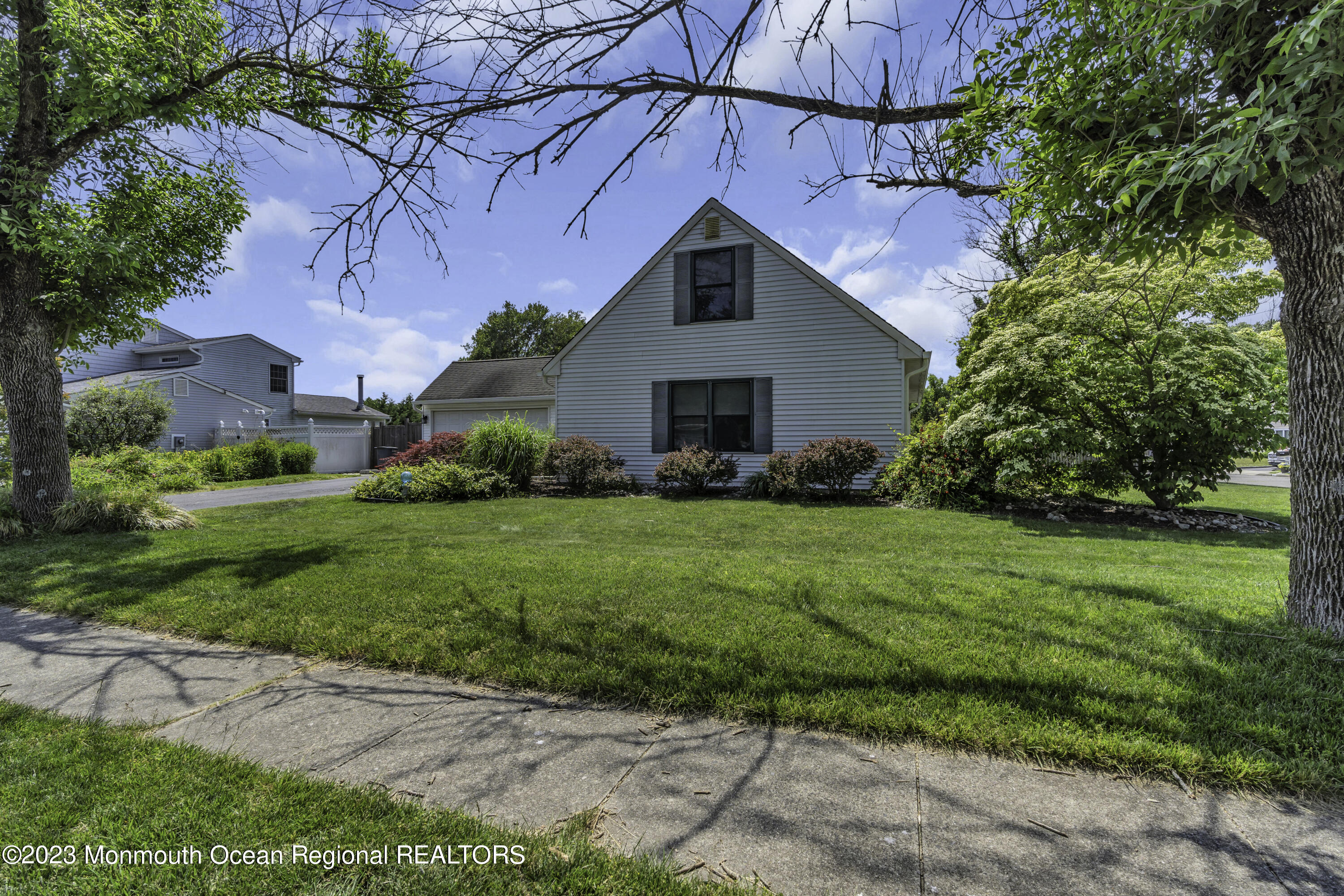 23 Appletree Road Howell, NJ 07731 - Photo 48 of 49 053_dsc03720