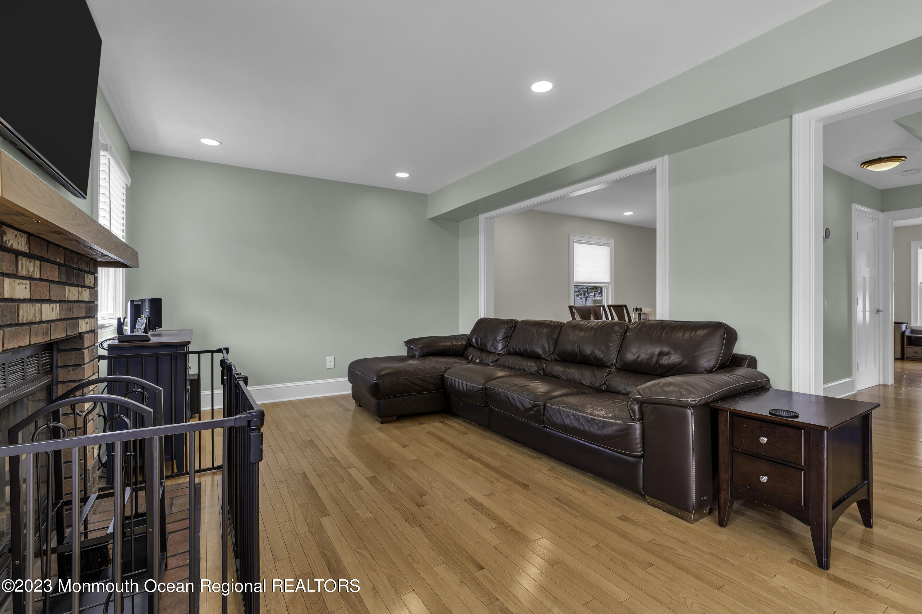 23 Appletree Road Howell, NJ 07731 - Photo 10 of 49 living room