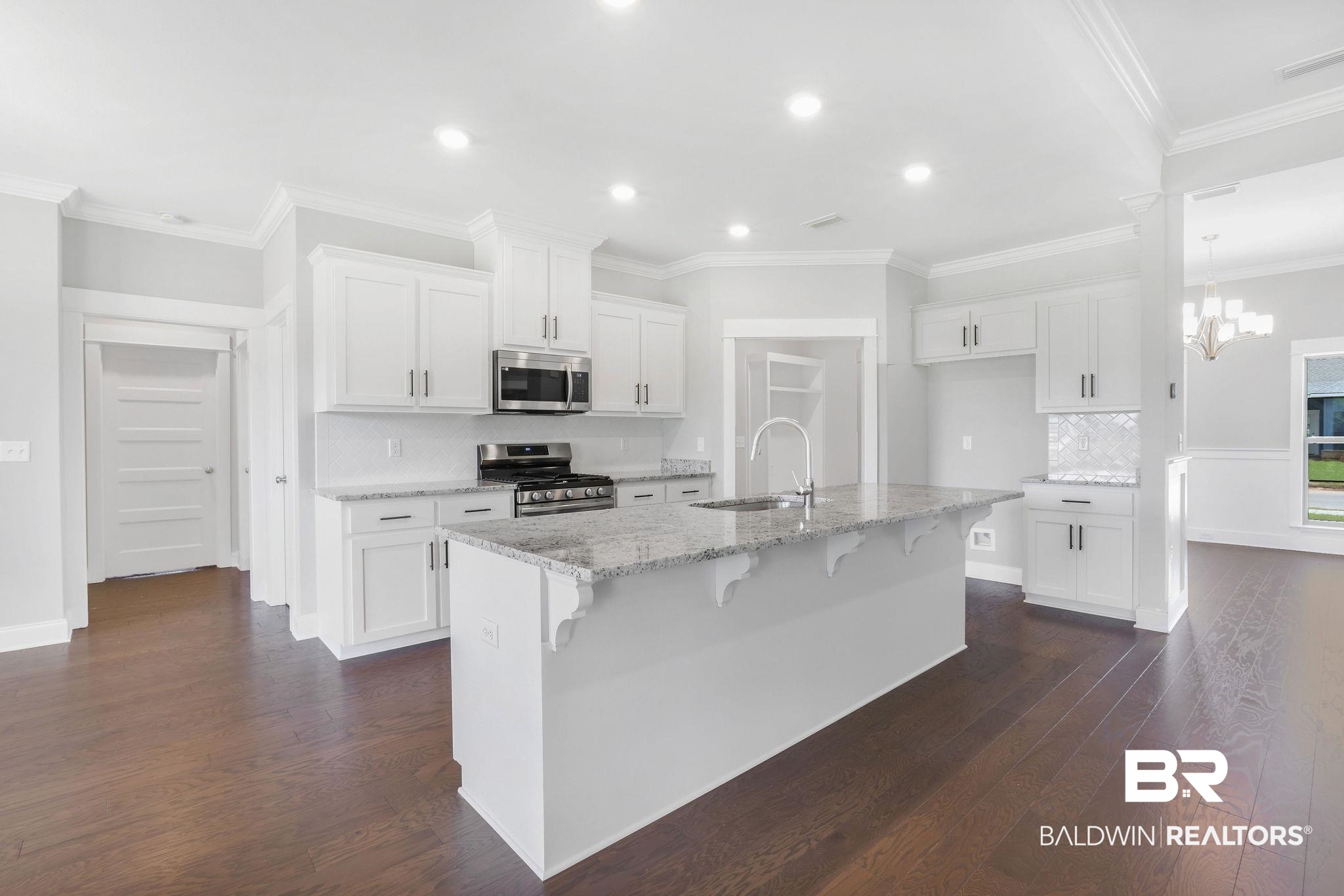 7781 Calverton Street Foley, AL 36535 - Photo 4 of 35 Painted cabinets