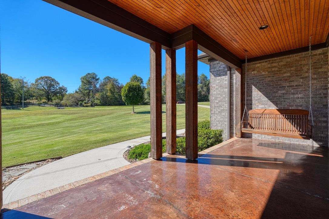 235 Hammett Road Wellford, SC 29385 - Photo 2 of 50