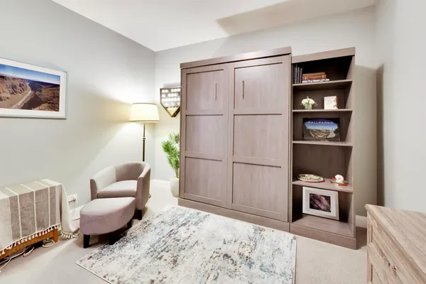 $1,050,000 | 3346 North Southport Avenue, Unit 1N, Chicago, IL 60657