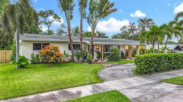 $700,000 | 3326 Southwest 19th Street, Fort Lauderdale, FL 33312