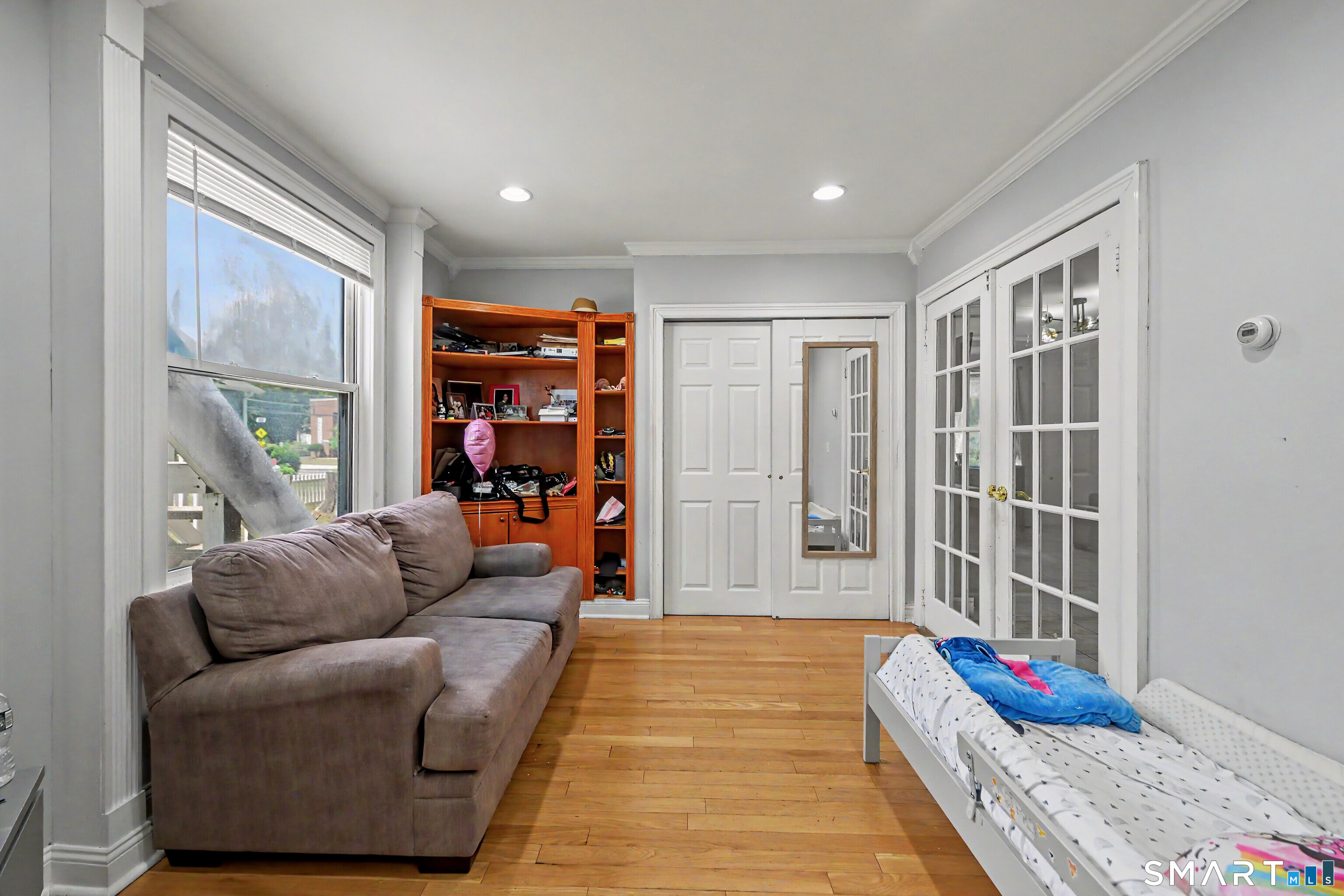 44 Toms Road Stamford, CT 06906 - Photo 9 of 38