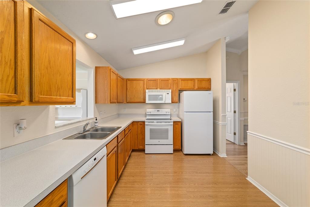 11283 Southwest 139th Place Dunnellon, FL 34432 - Photo 14 of 84