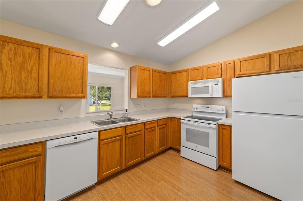 11283 Southwest 139th Place Dunnellon, FL 34432 - Photo 4 of 84