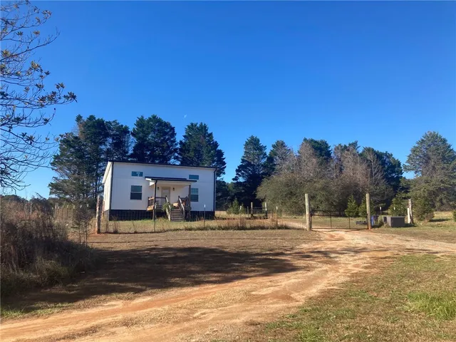 $999,000 | 207 Lister Road, Landrum, SC 29356