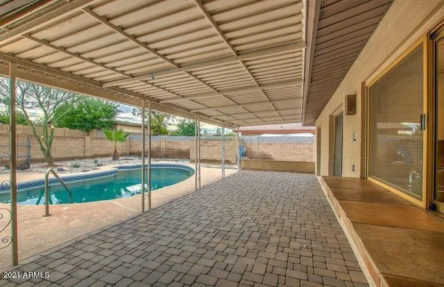 a view of outdoor space