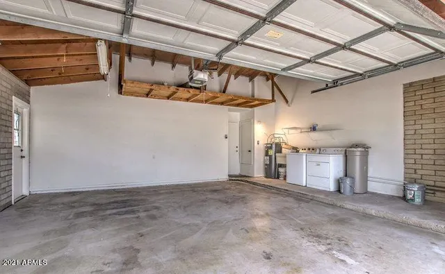 $2,995 | 6129 East Edgemont Avenue, Scottsdale, AZ 85257