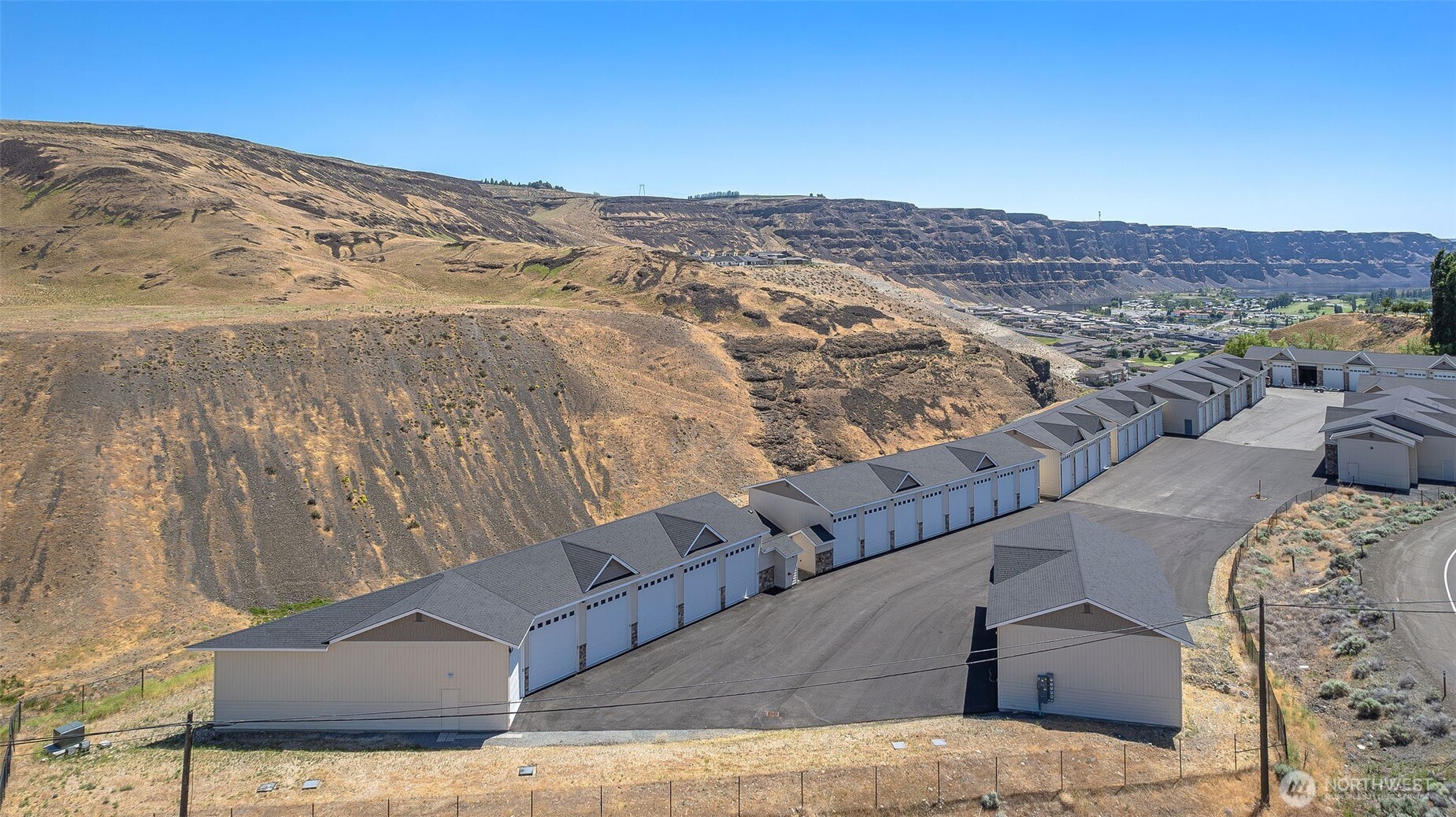 9967 Rd W 8 Northwest, Unit H46 Quincy, WA 98848 - Photo 3 of 14