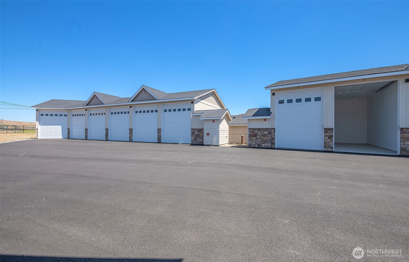9967 Rd W 8 Northwest, Unit H46 Quincy, WA 98848 - Photo 9 of 14