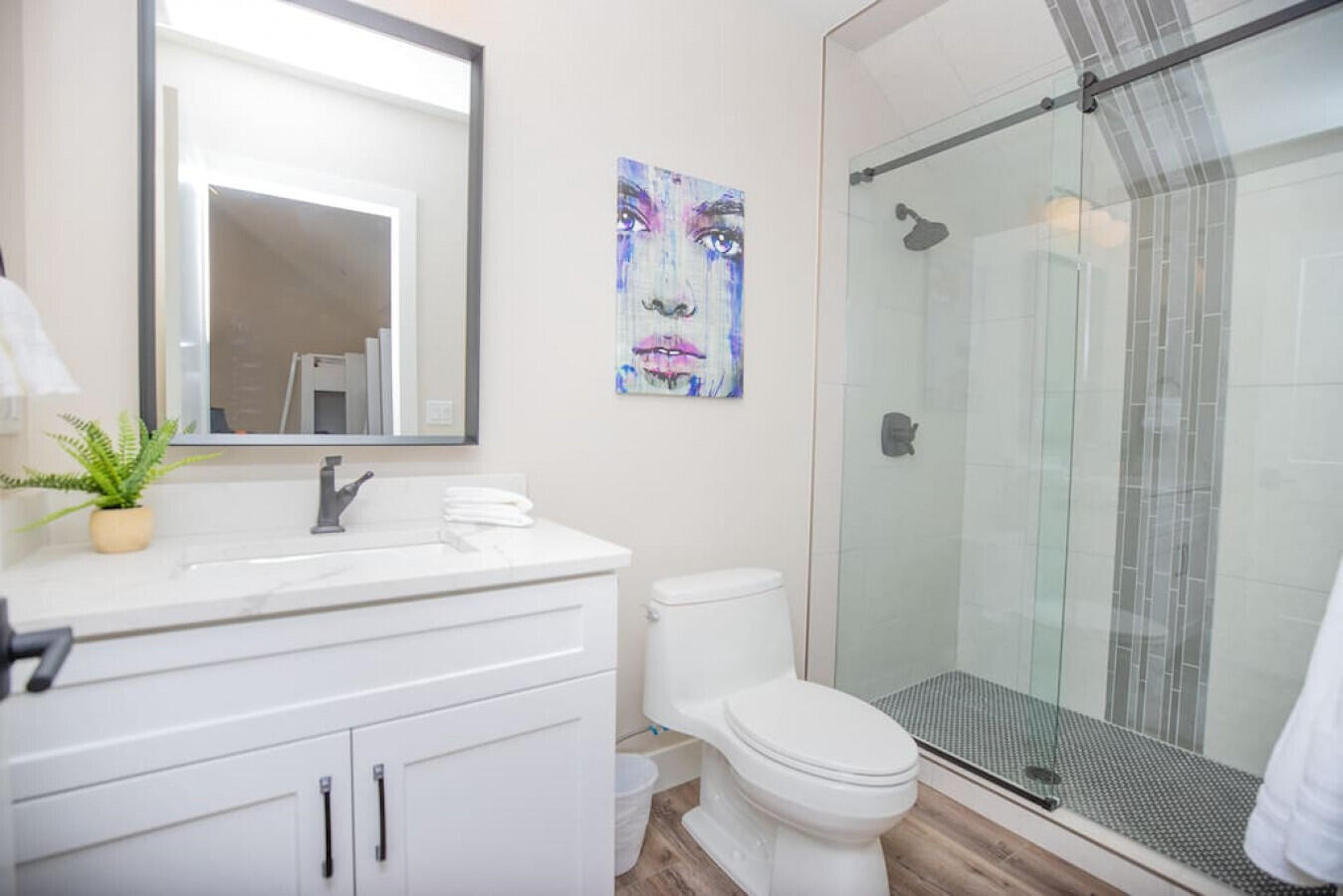 4307 Canterbury Road Hurricane, UT 84737 - Photo 29 of 45 Bunkroom bathroom 5