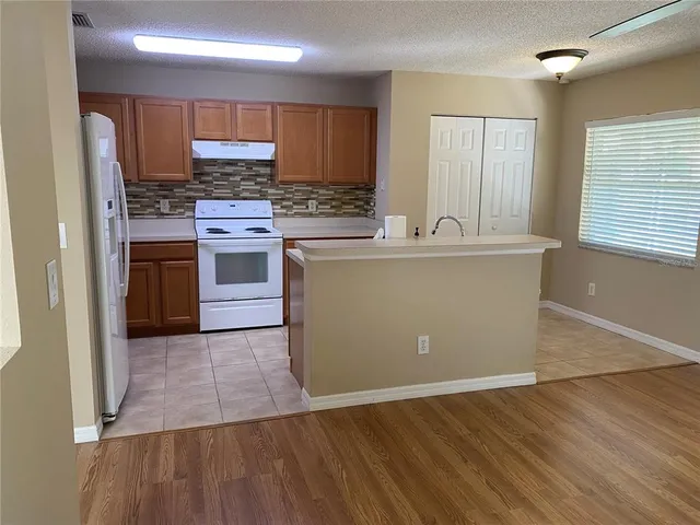 $1,900 | 4142 Winding River Way, Land O Lakes, FL 34639