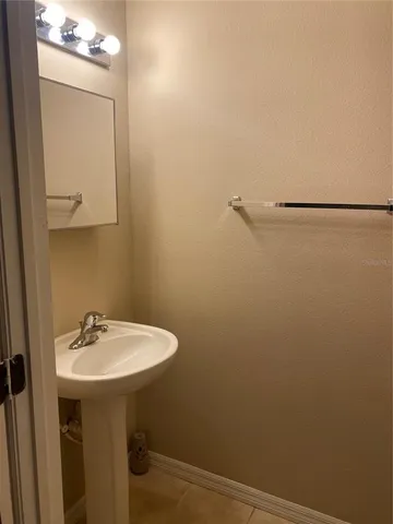 $1,900 | 4142 Winding River Way, Land O Lakes, FL 34639