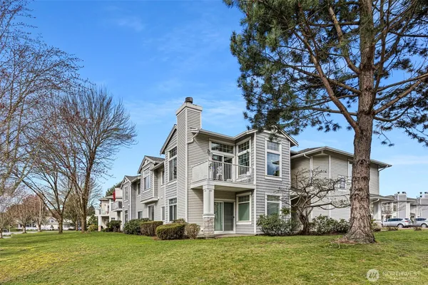 $370,880 | 23221 58th Avenue South, Unit 32, Kent, WA 98032