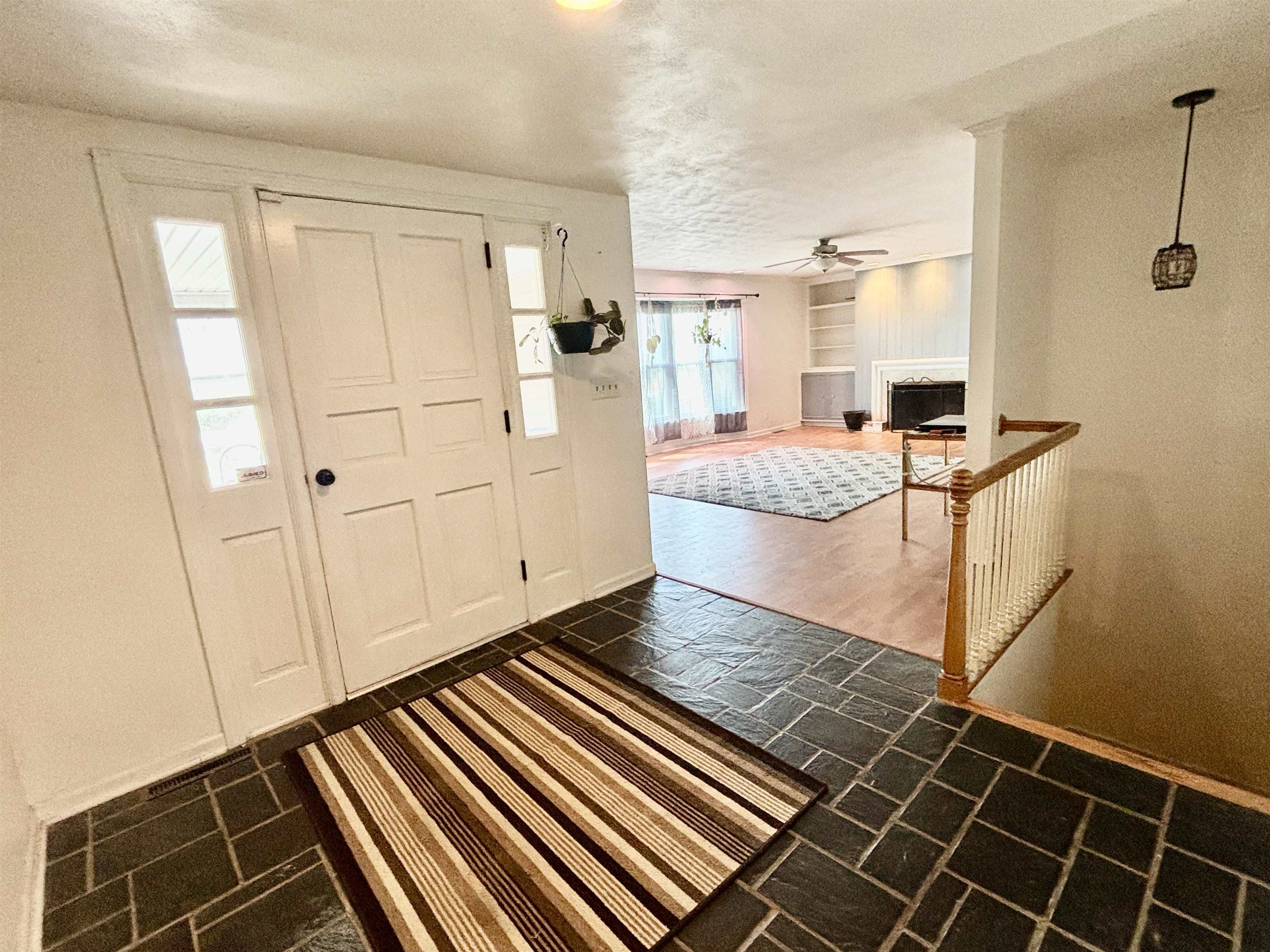 1240 South Appleton Road Belvidere, IL 61008 - Photo 5 of 40